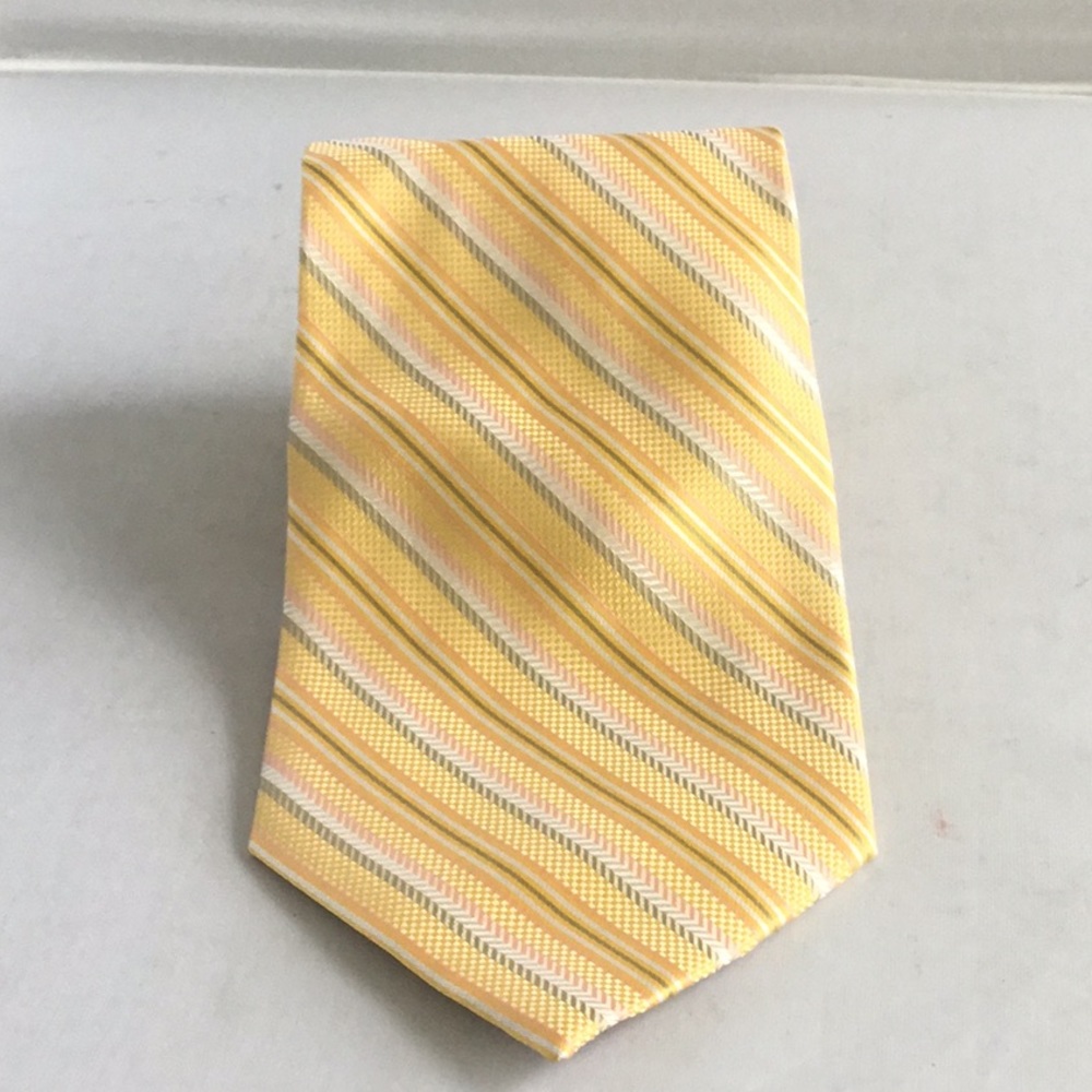 UMO LORENZO TIE.